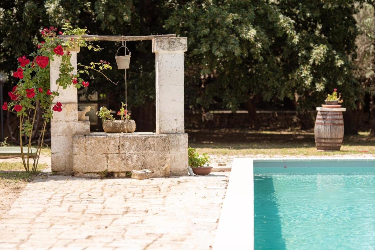 Villa Encantamiento - Dimora Gelsomino - Masseria Storica Nel Cuore Della Puglia Con Piscina Latiano Eksteriør bilde