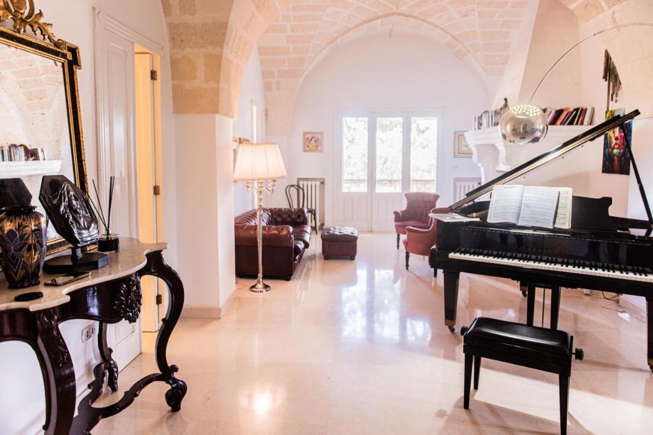 Villa Encantamiento - Dimora Gelsomino - Masseria Storica Nel Cuore Della Puglia Con Piscina Latiano Eksteriør bilde